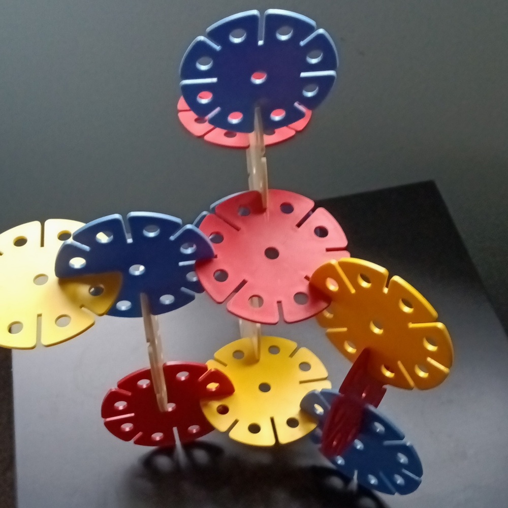 Vintage Disk Builder Set by Smarty Toys